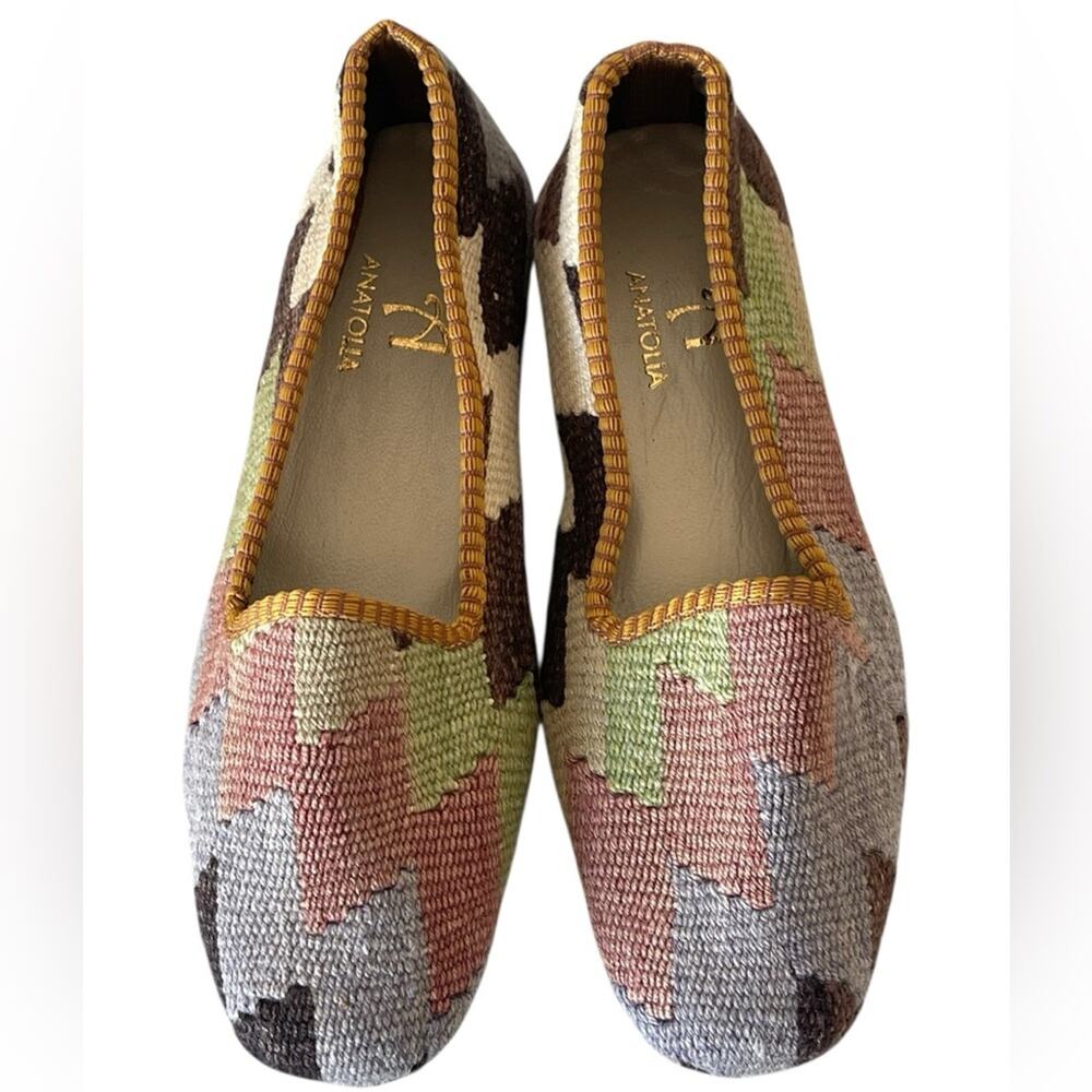 Anatolia women's handmade wool kilim loafers with leather soles in size 38
